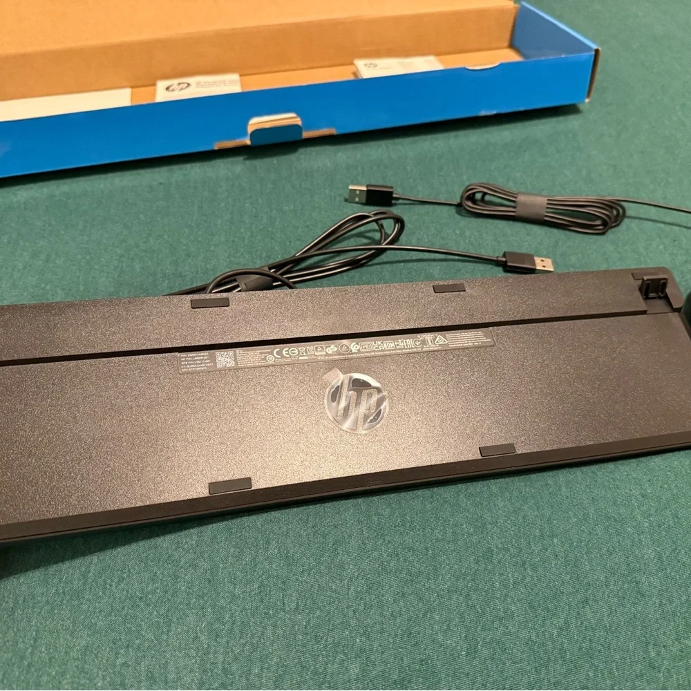 HP Wired Desktop 320MK Mouse and Keyboard Set